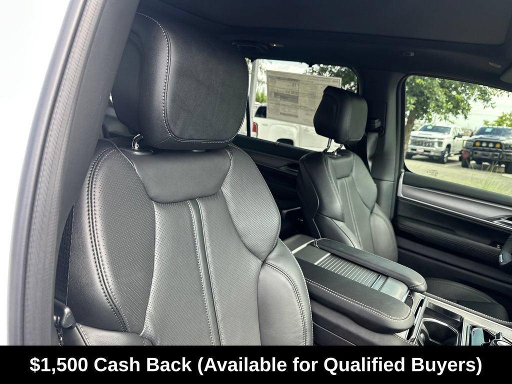 New 2026 Jeep Grand Wagoneer L Limited AWD/4WD image 37