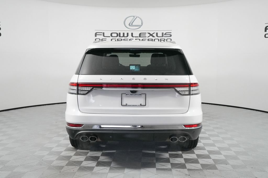 Used 2022 Lincoln Aviator Reserve w/ Equipment Group 201A image 6
