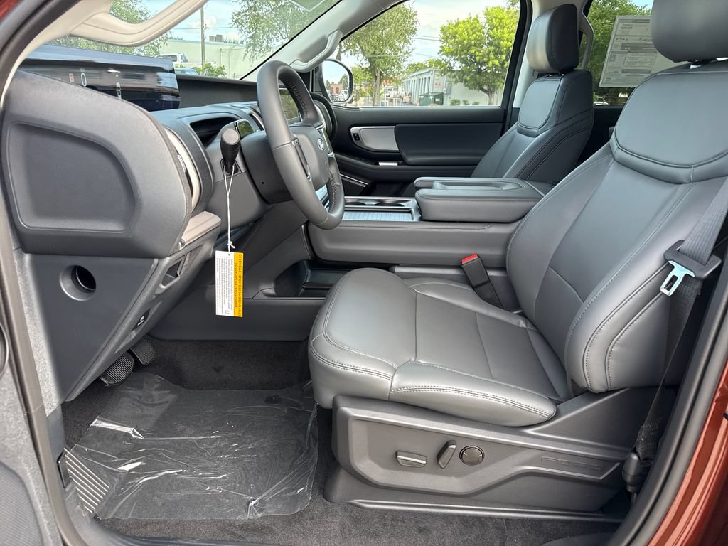 New 2027 Ford Expedition Active RWD image 20