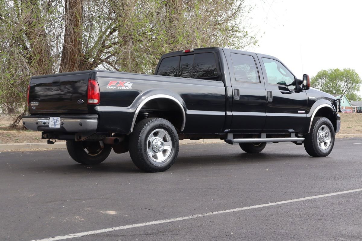 Used 2005 Ford F350 Lariat image 5