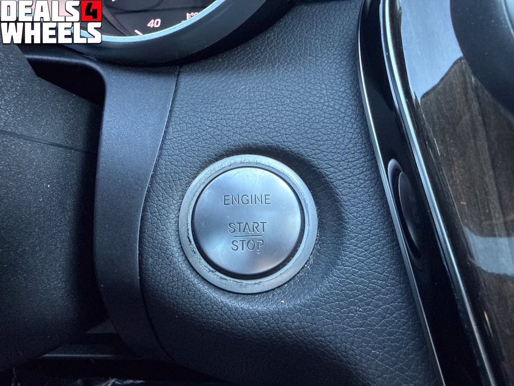 Used 2015 Mercedes-Benz C 300 Sedan image 27