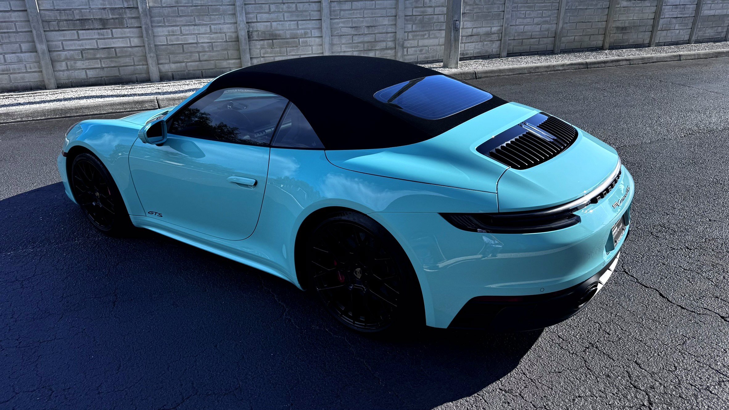 Certified 2023 Porsche 911 Carrera GTS RWD image 18
