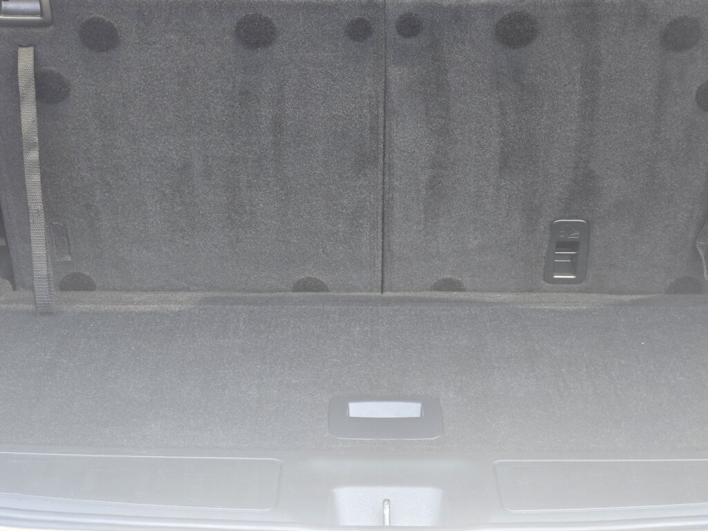 Used 2018 Nissan Pathfinder SV w/ Cargo Package AWD/4WD image 14