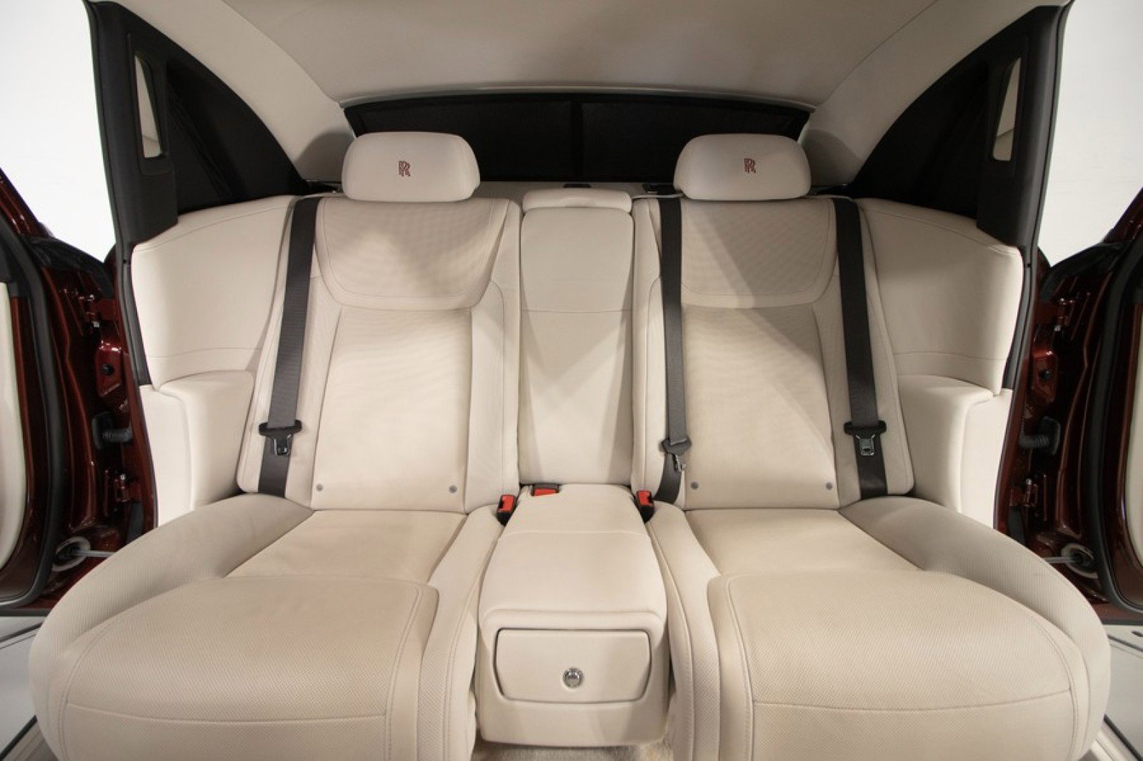 Used 2015 Rolls-Royce Ghost Extended Wheelbase image 47