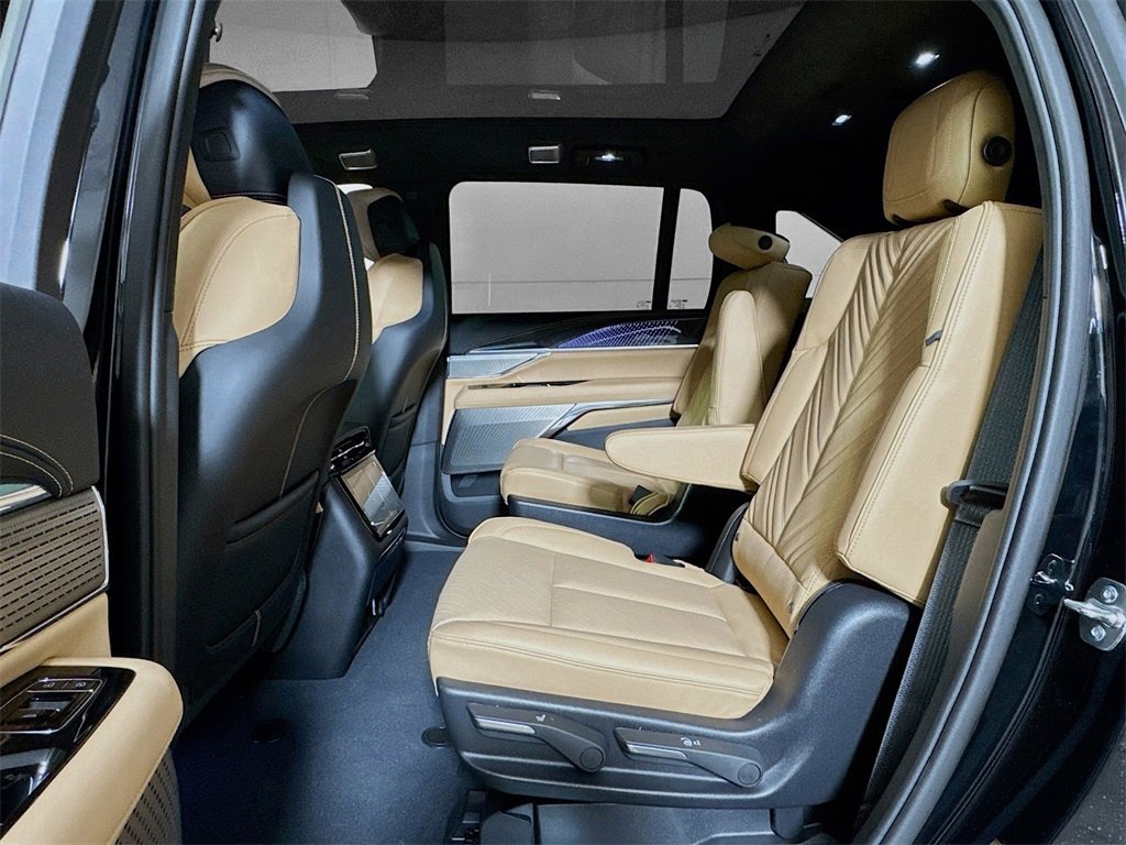 New 2025 Cadillac Escalade IQ Luxury 2 image 13