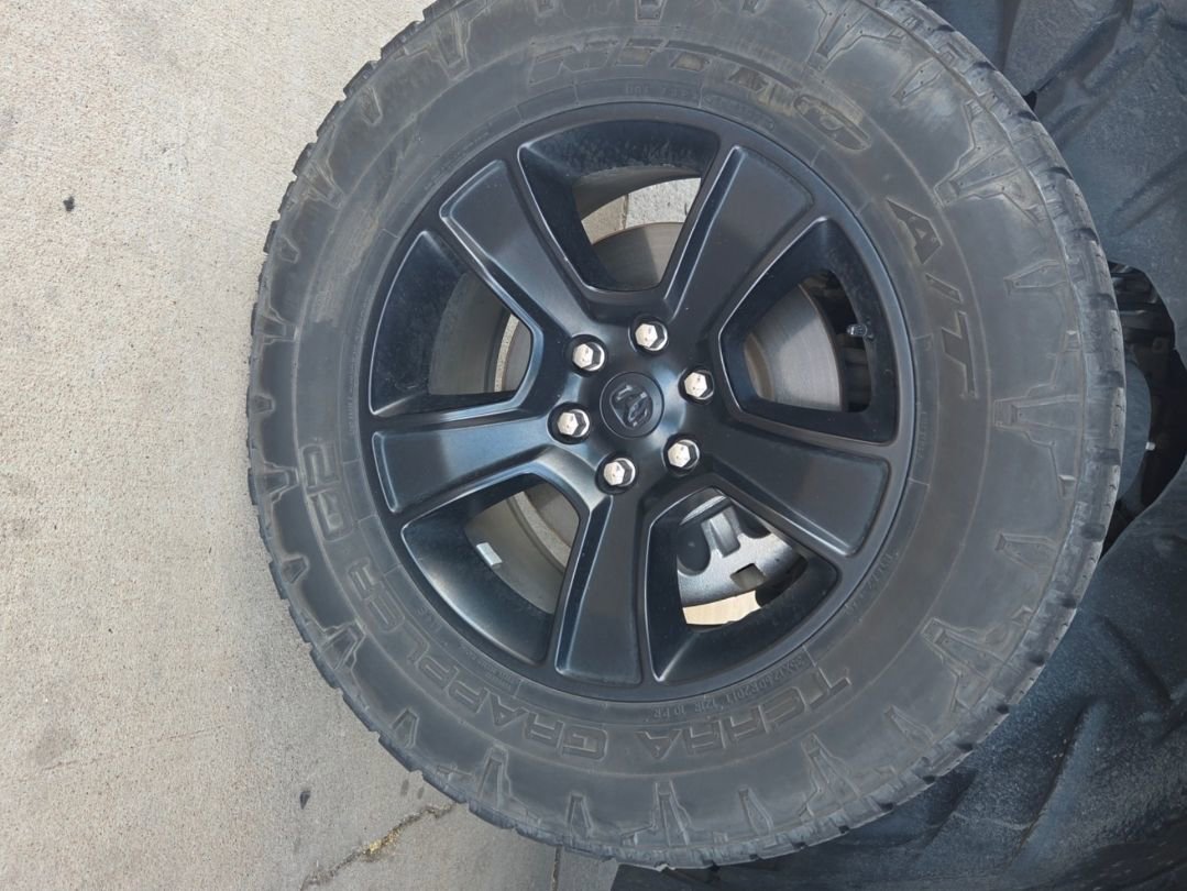 Used 2021 RAM 1500 Big Horn image 15