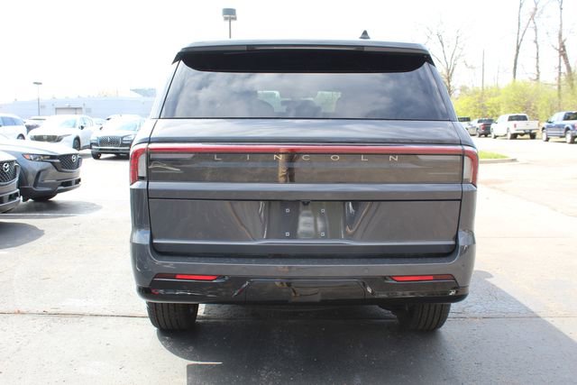 New 2026 Lincoln Navigator Black Label AWD/4WD image 4