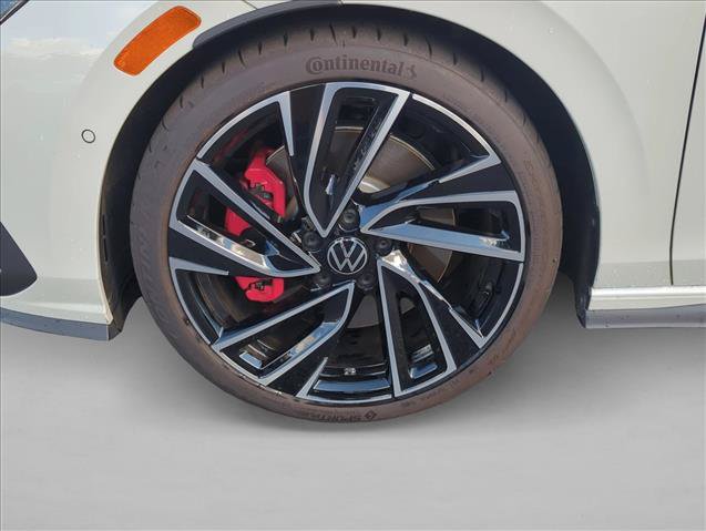 Used 2023 Volkswagen GTI Autobahn FWD image 15