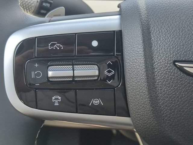 Certified 2026 Genesis GV70 2.5T Select AWD/4WD image 23