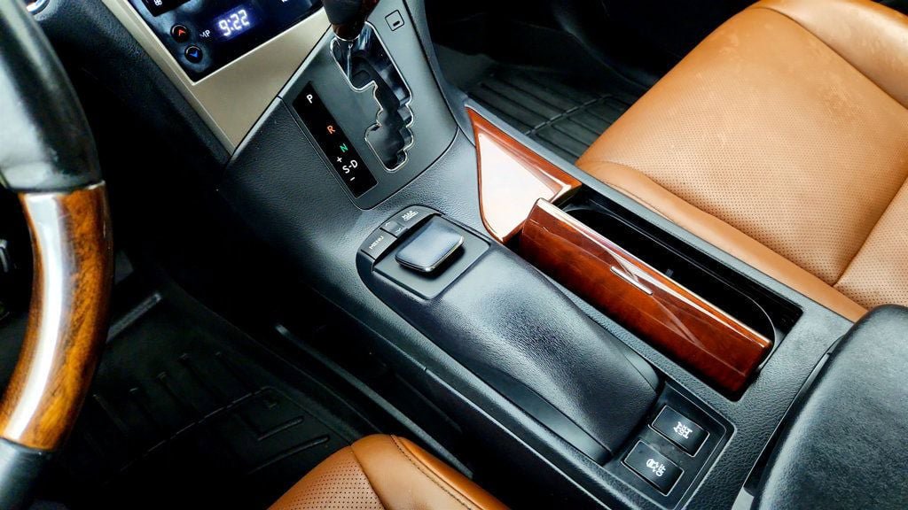 Used 2013 Lexus RX 350 AWD w/ Navigation Pkg image 32
