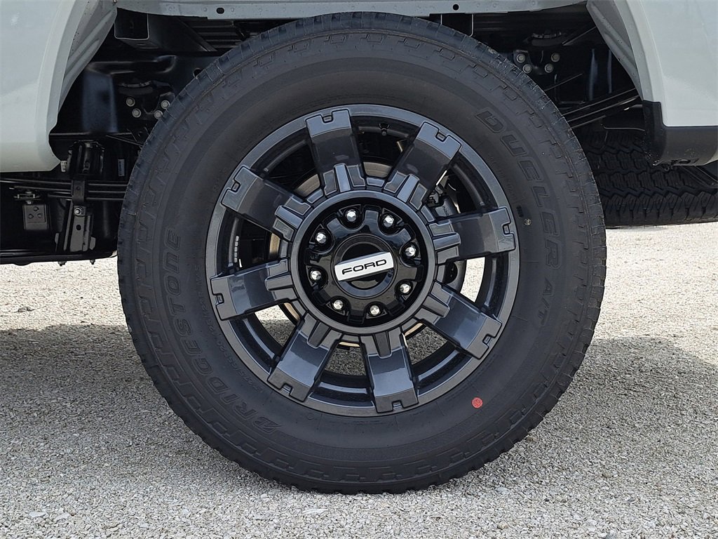 New 2026 Ford F350 4x4 Crew Cab Super Duty image 8