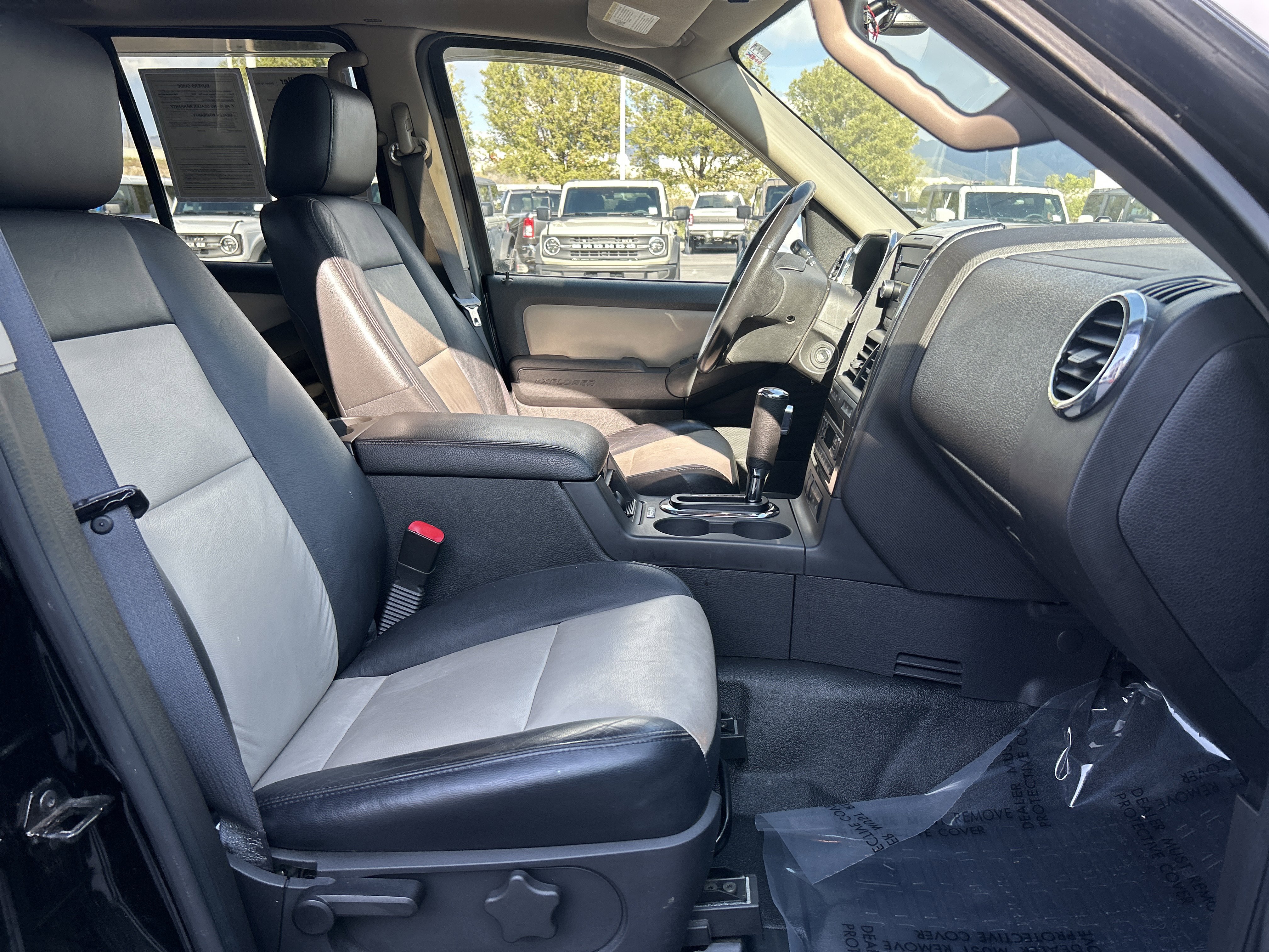 Used 2008 Ford Explorer Sport Trac Limited AWD/4WD image 29