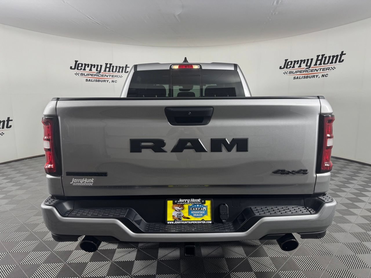Used 2025 RAM 1500 Big Horn AWD/4WD image 7