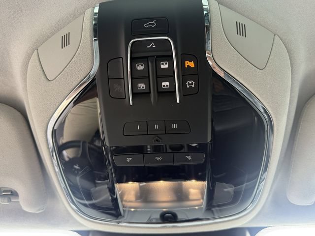 Used 2019 Maserati Levante GTS AWD/4WD image 29