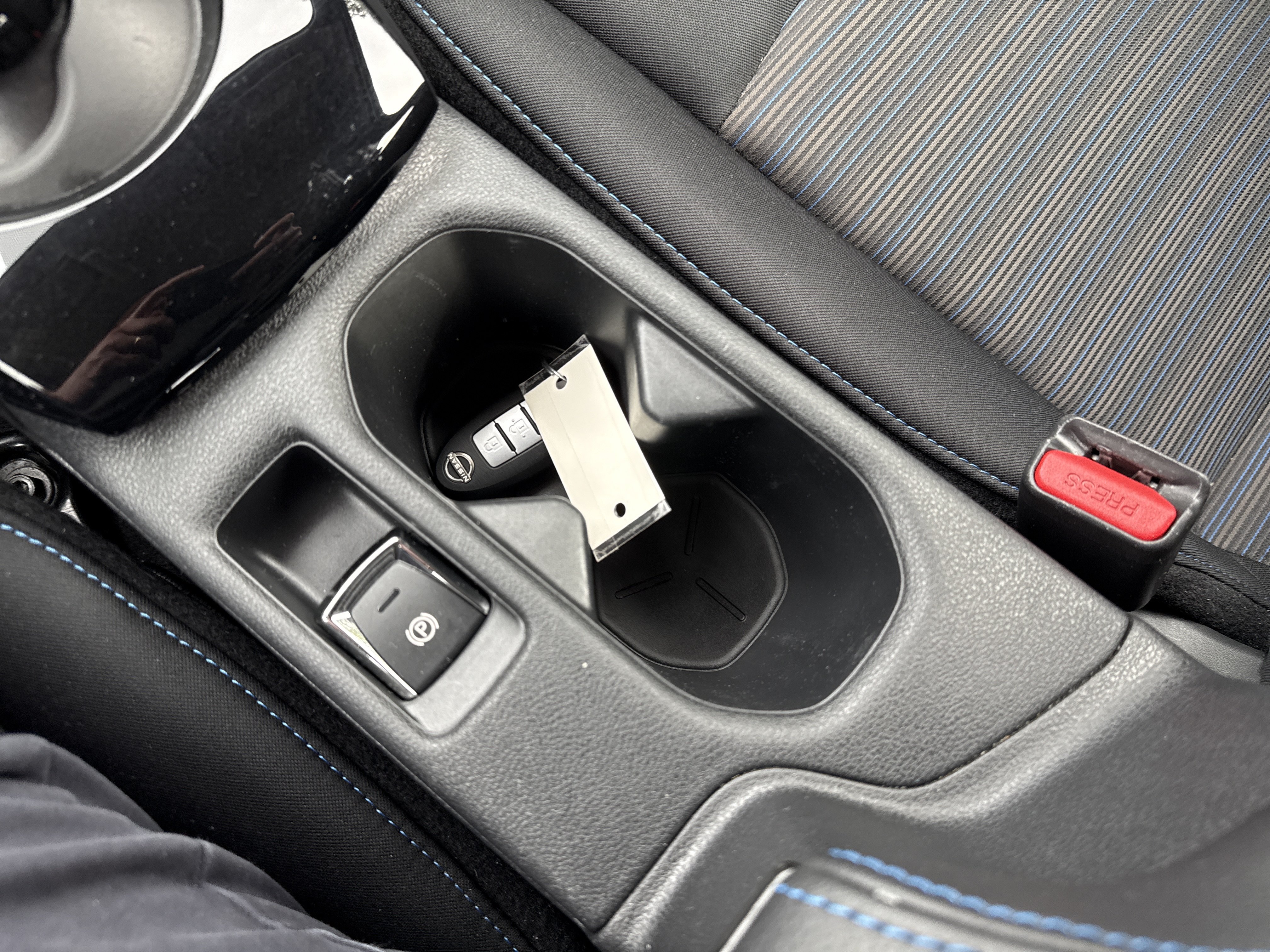 Certified 2025 Nissan Leaf SV Plus FWD image 21