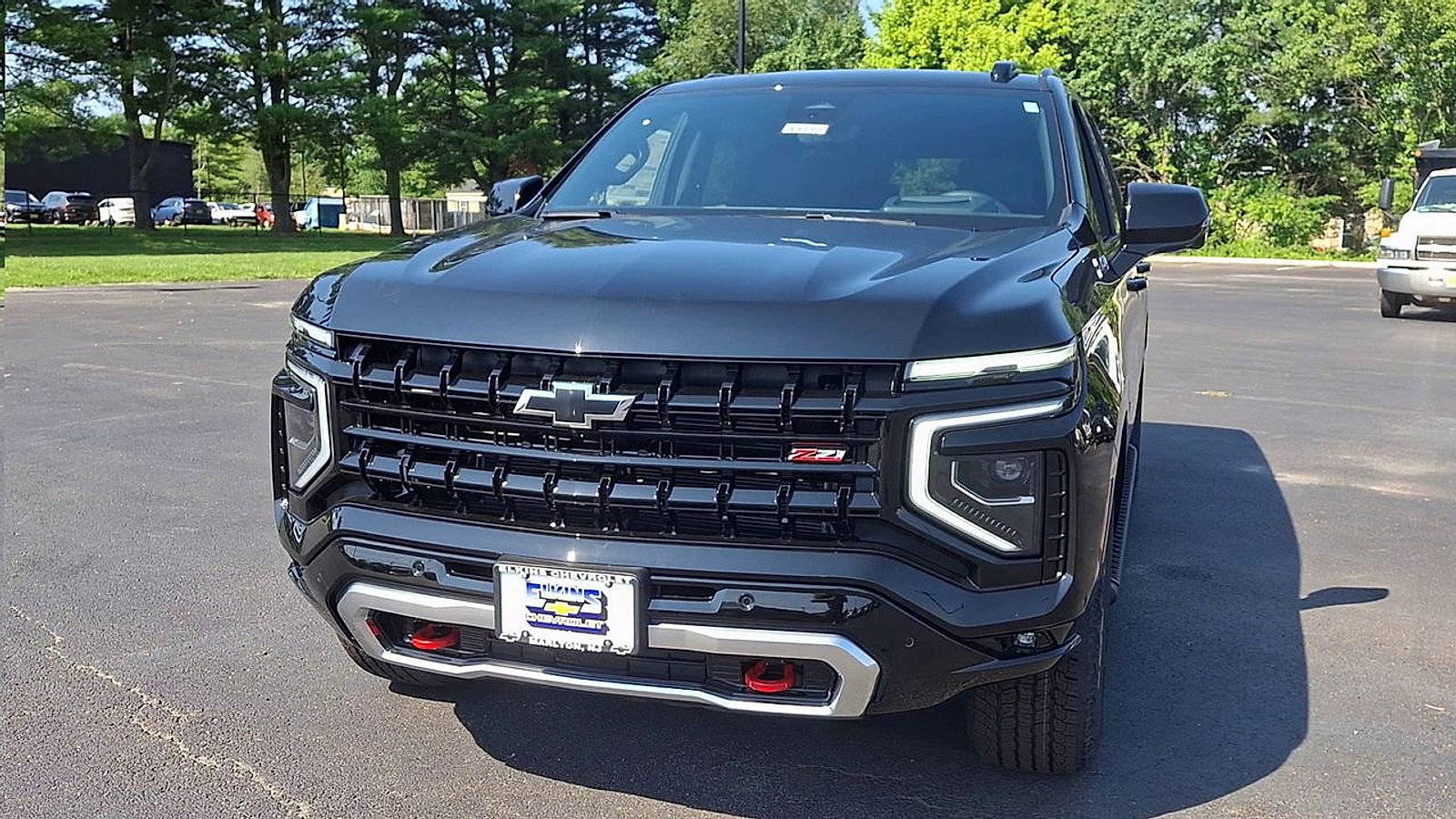 New 2026 Chevrolet Suburban Z71 w/ Z71 Off-Road Package AWD/4WD image 6