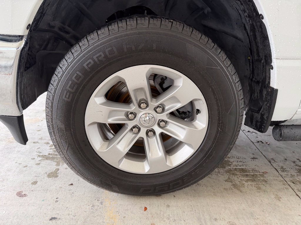 Used 2023 RAM 1500 Laramie AWD/4WD image 17