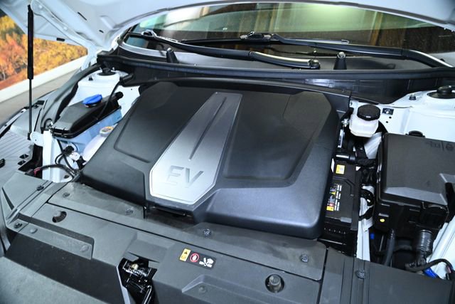 Used 2024 Kia EV6 Wind image 18