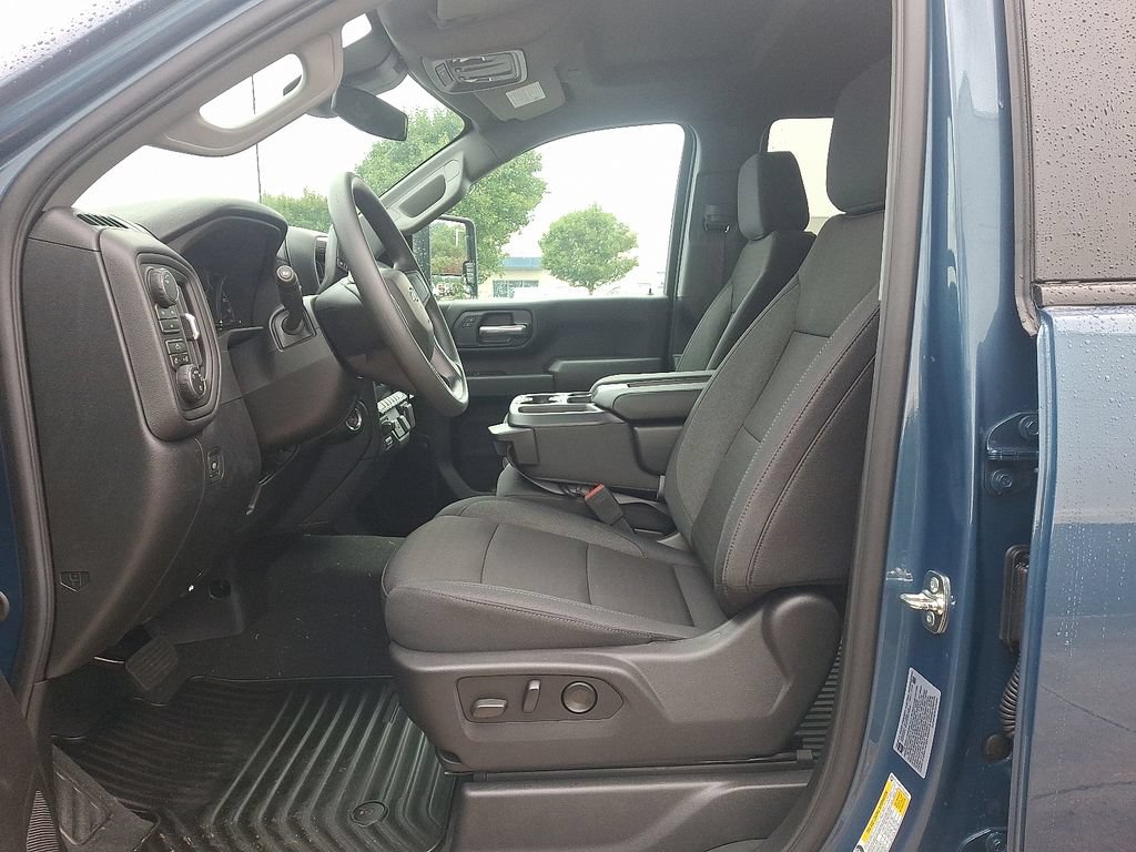 New 2026 Chevrolet Silverado 2500 Custom w/ Custom Convenience Package AWD/4WD image 6