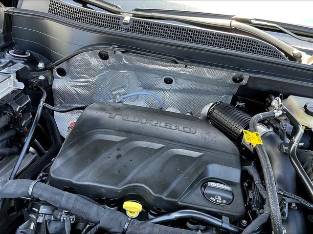 Certified 2024 Chevrolet Trax LT w/ Driver Confidence Package FWD image 33