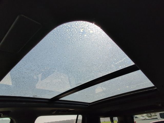 New 2026 Chevrolet Suburban RST w/ RST Capability Package image 30