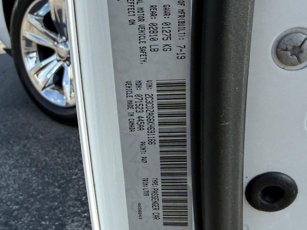 Used 2019 Dodge Challenger SXT image 24