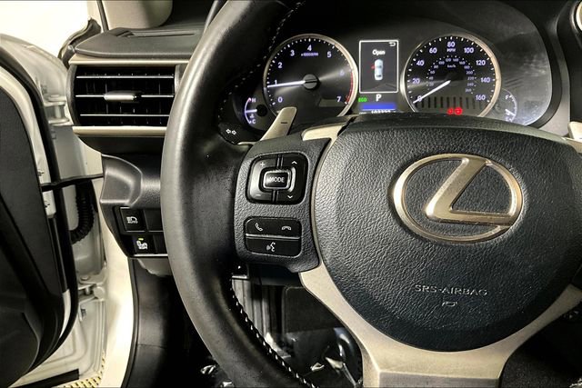 Used 2020 Lexus IS 300 image 18