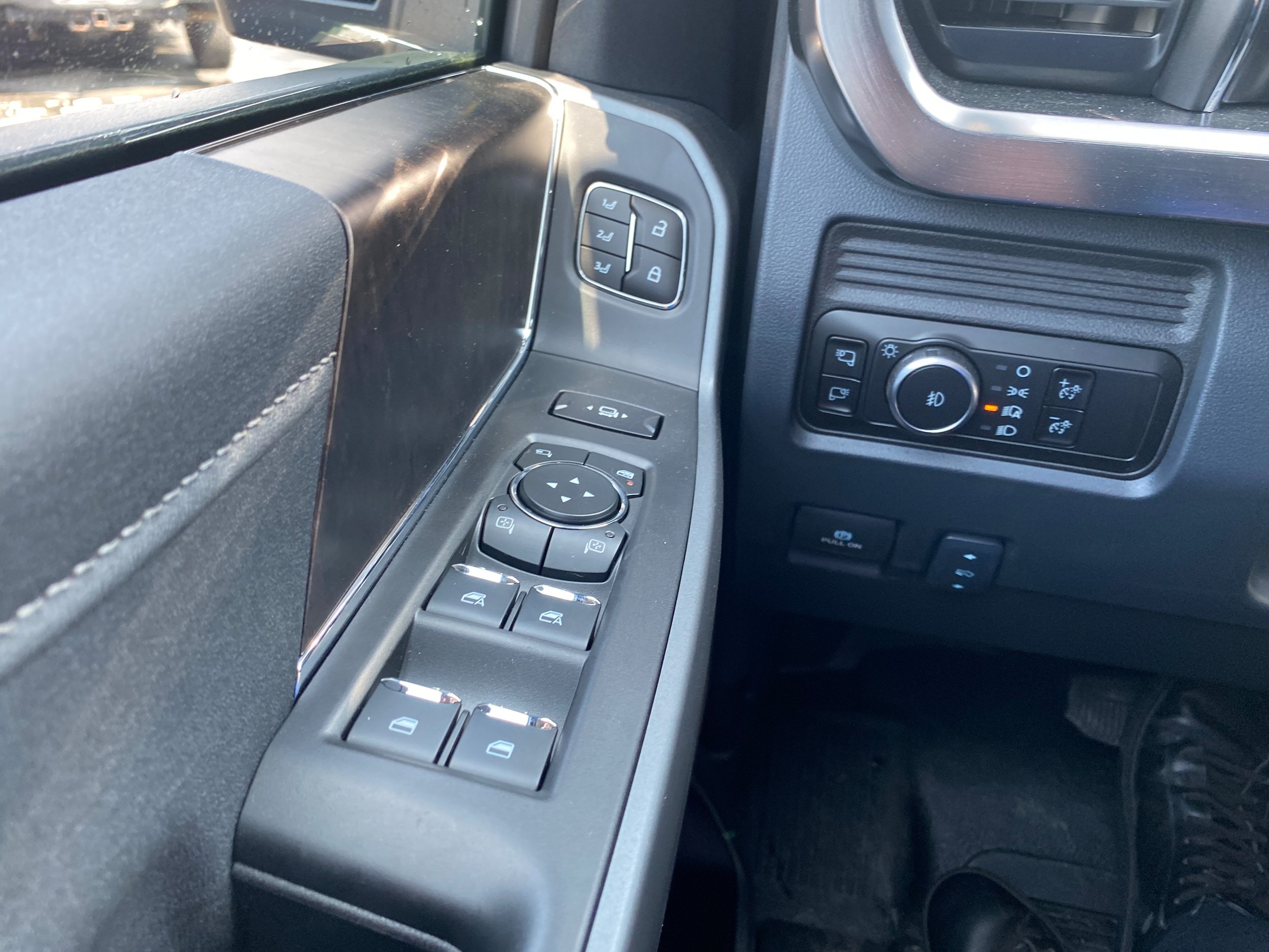 New 2026 Ford F550 4x4 Crew Cab image 42