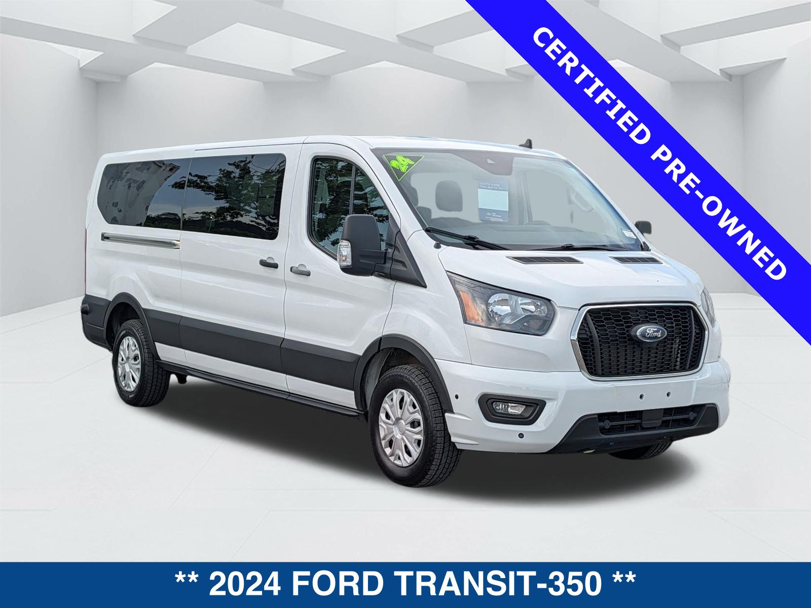 Certified 2024 Ford Transit 350 XLT RWD image 4