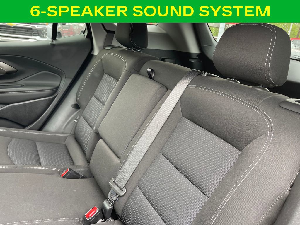 Used 2024 GMC Terrain SLE w/ Driver Convenience Package FWD image 14