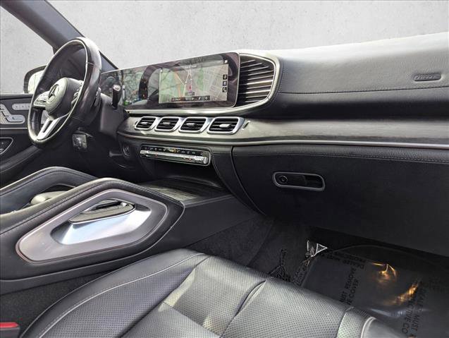 Used 2021 Mercedes-Benz GLS 580 4MATIC image 25