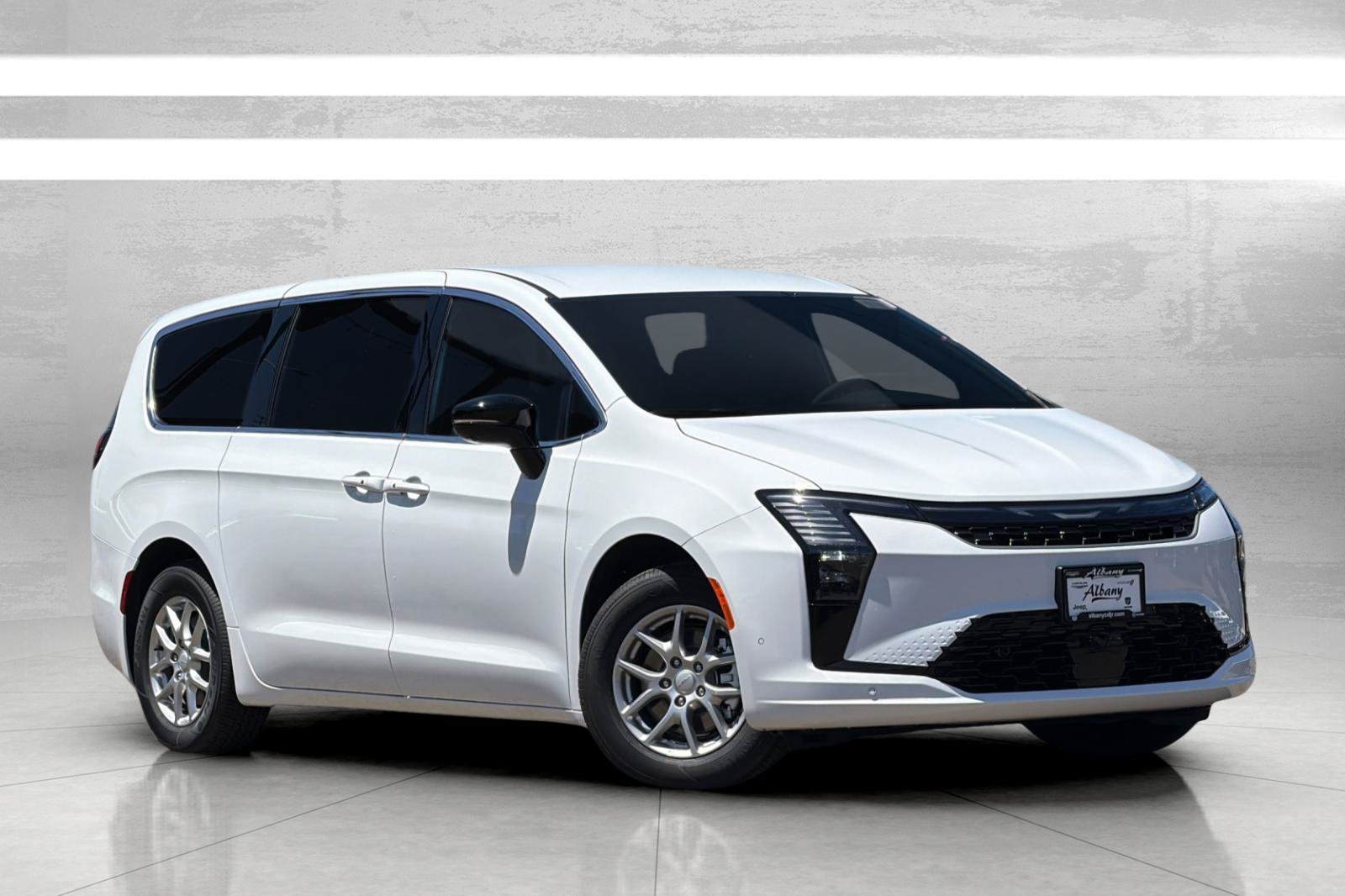 New 2027 Chrysler Pacifica Select FWD image 2
