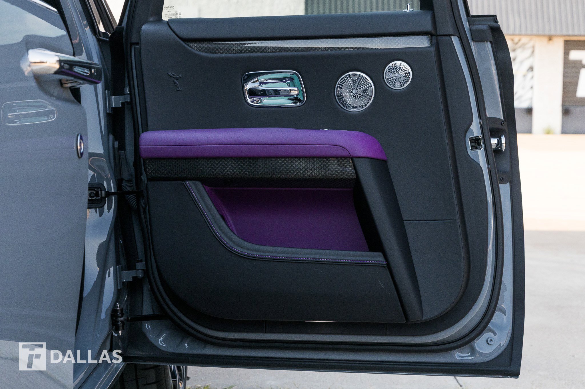 Used 2023 Rolls-Royce Ghost Black Badge w/ Black Badge Ghost Package image 34