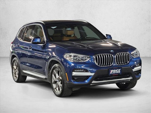 Used 2021 BMW X3 xDrive30i w/ Premium Package AWD/4WD image 3