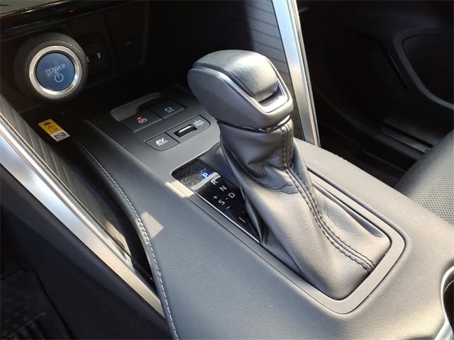 Used 2022 Toyota Venza Limited w/ Advanced Technology Package image 18