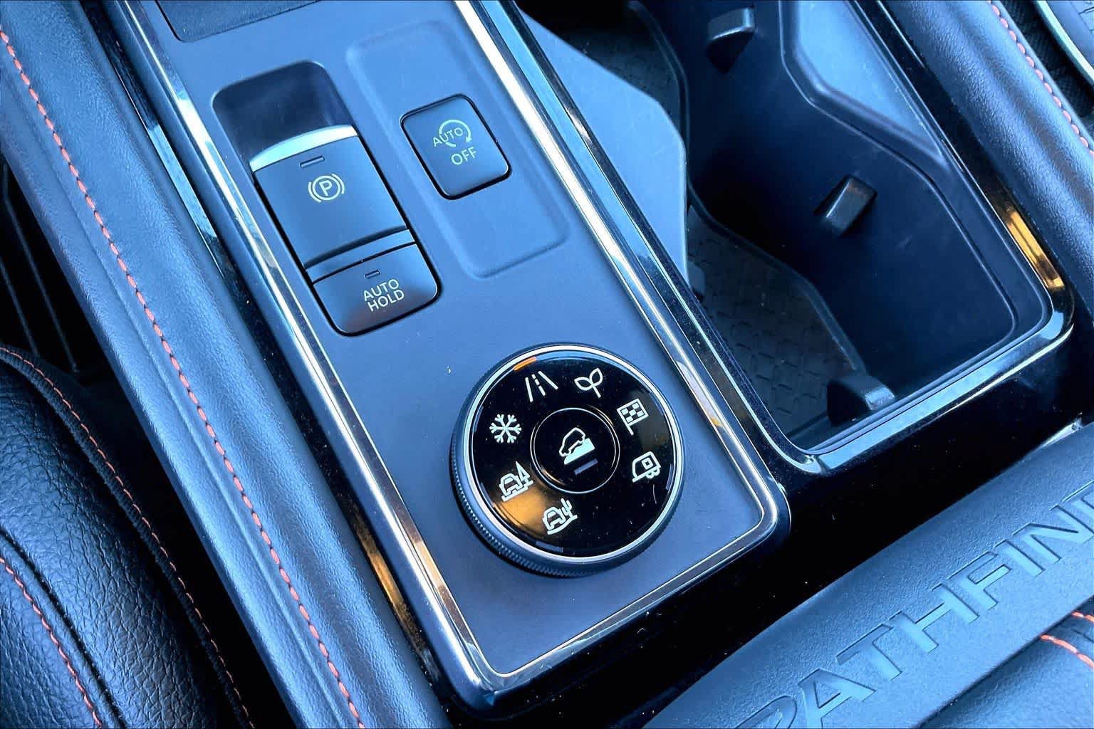 Used 2026 Nissan Pathfinder Rock Creek AWD/4WD image 29