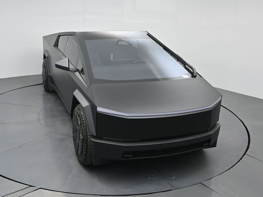 Used 2024 Tesla Cybertruck AWD Crew Cab image 50