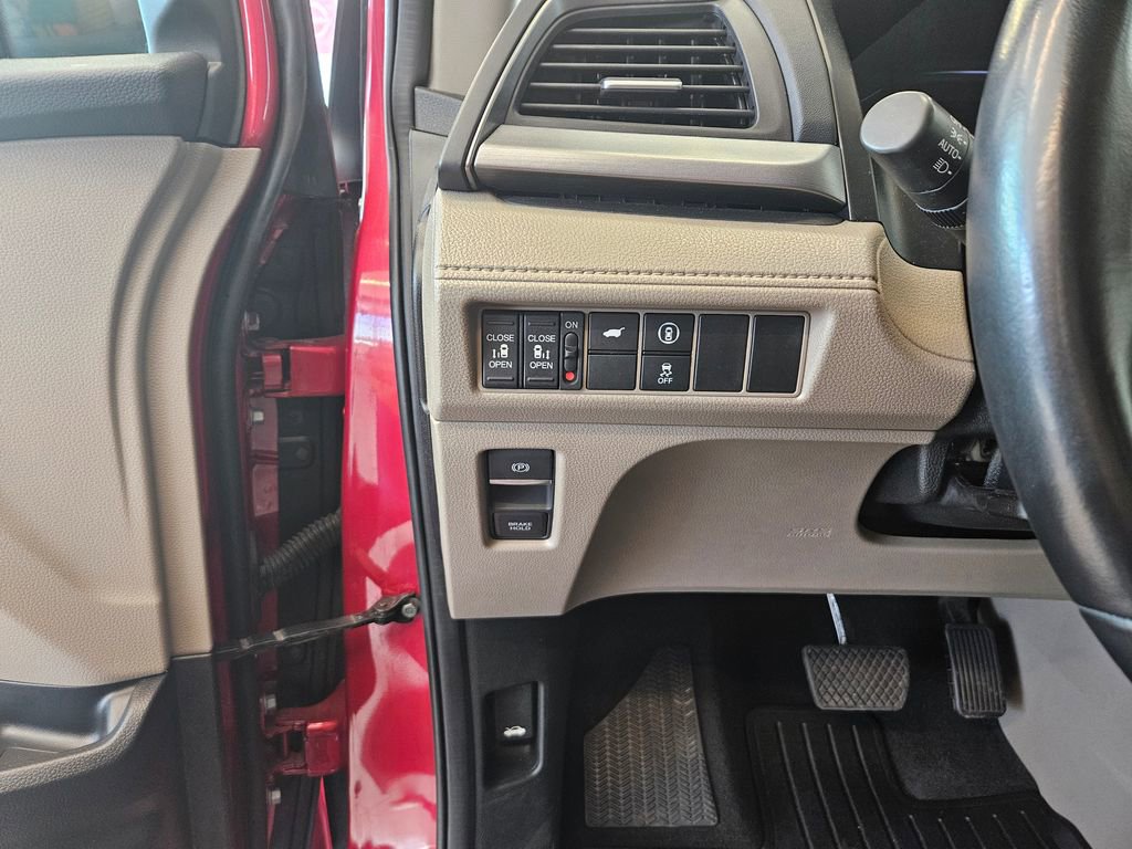 Used 2024 Honda Odyssey EX-L image 16