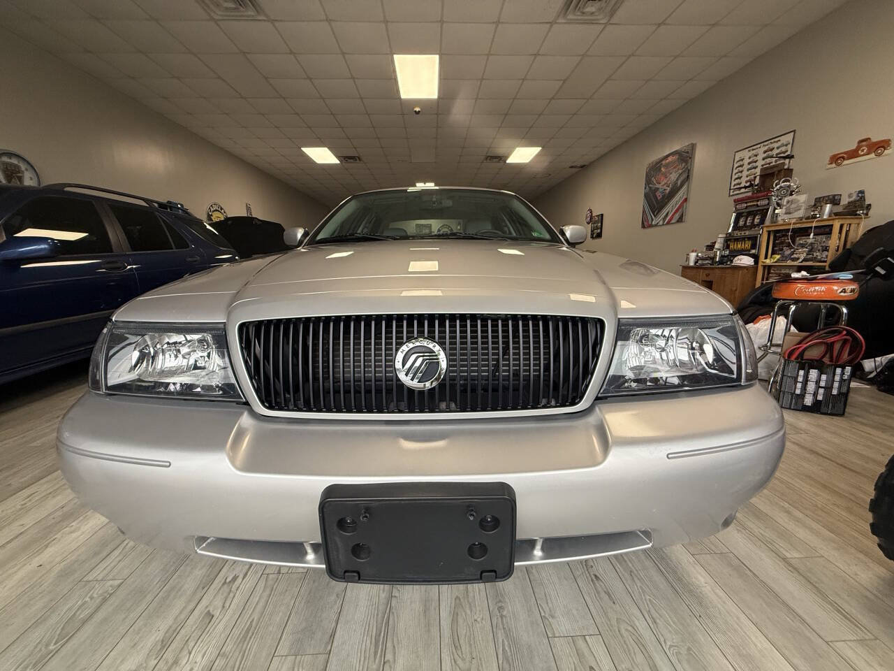 Used 2004 Mercury Marauder RWD image 8