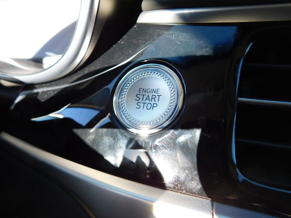 Used 2026 Genesis G70 2.5T Prestige image 21