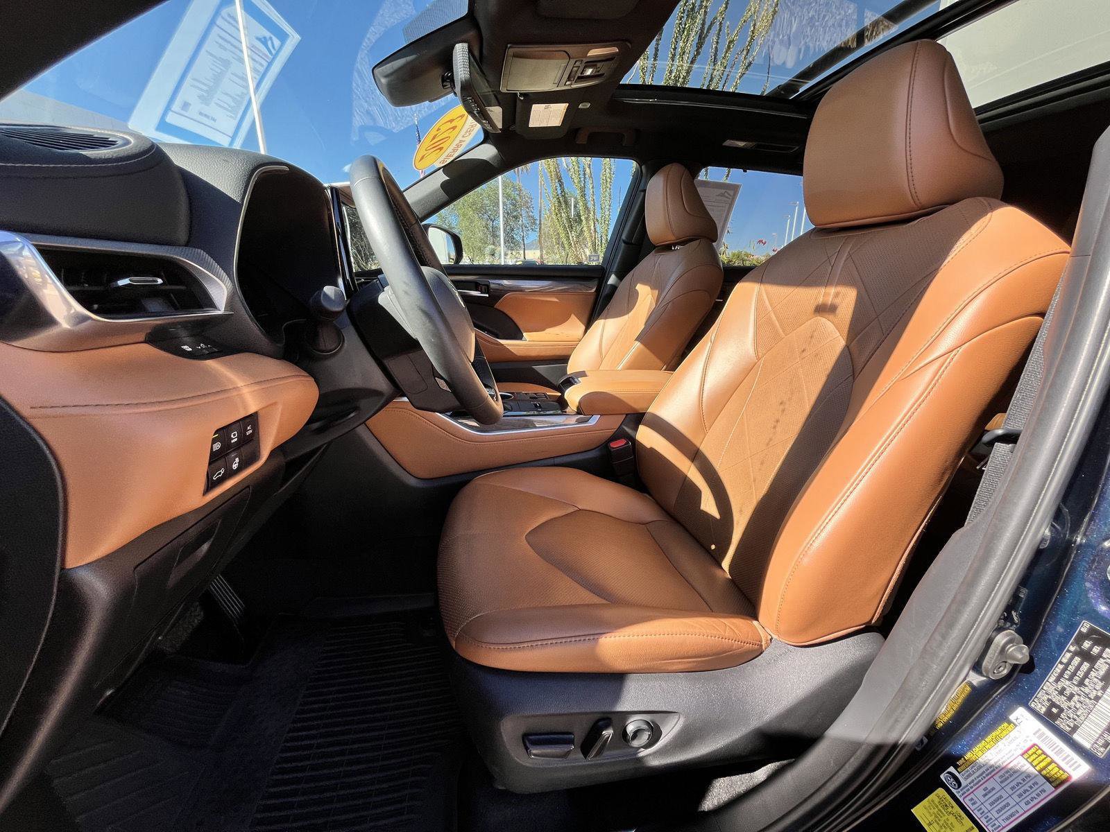 Used 2023 Toyota Highlander Platinum image 19