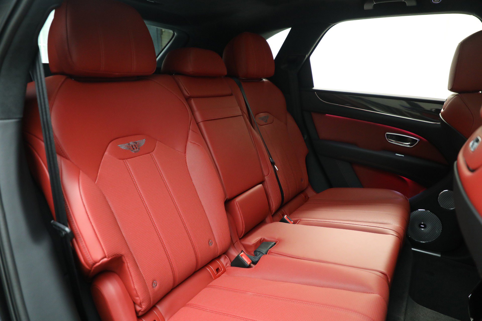 New 2025 Bentley Bentayga image 28