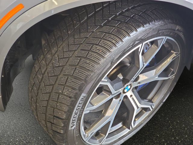 Used 2024 BMW X5 M60i w/ Climate Comfort Package AWD/4WD image 35