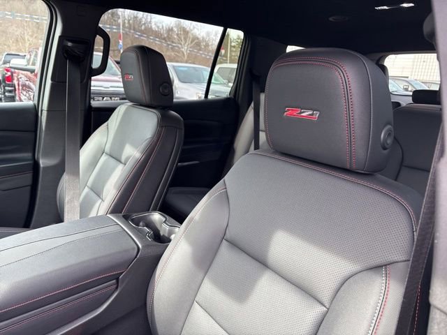 Used 2026 Chevrolet Traverse Z71 image 8