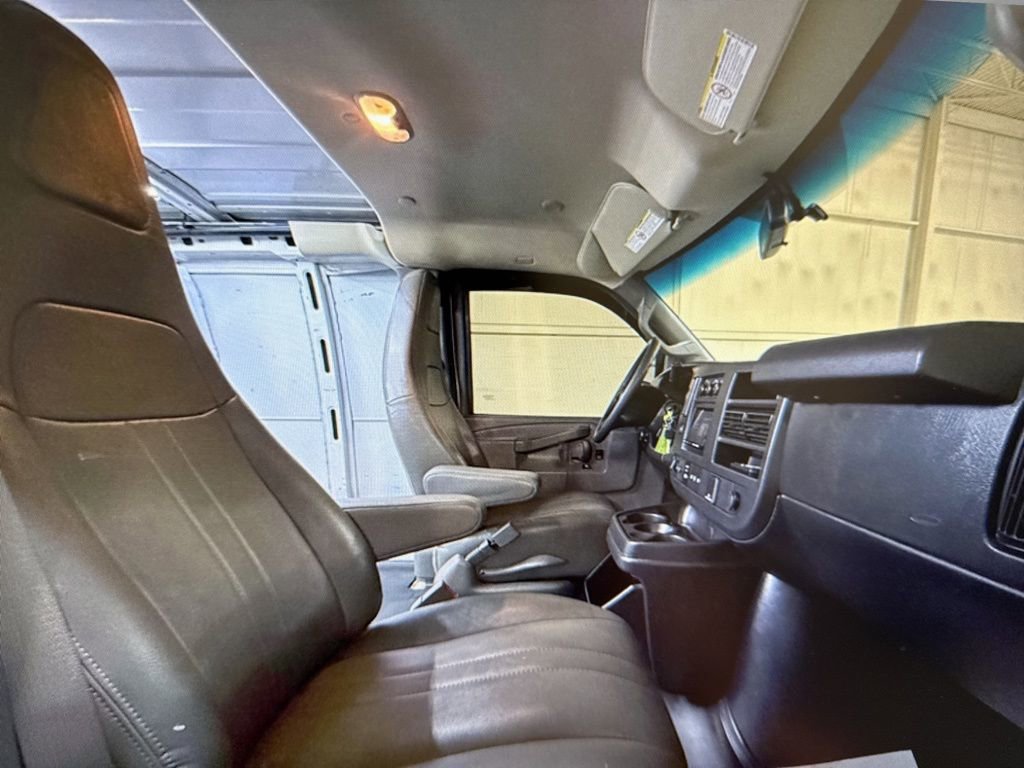 Used 2020 Chevrolet Express 2500 w/ Driver Convenience Package image 11