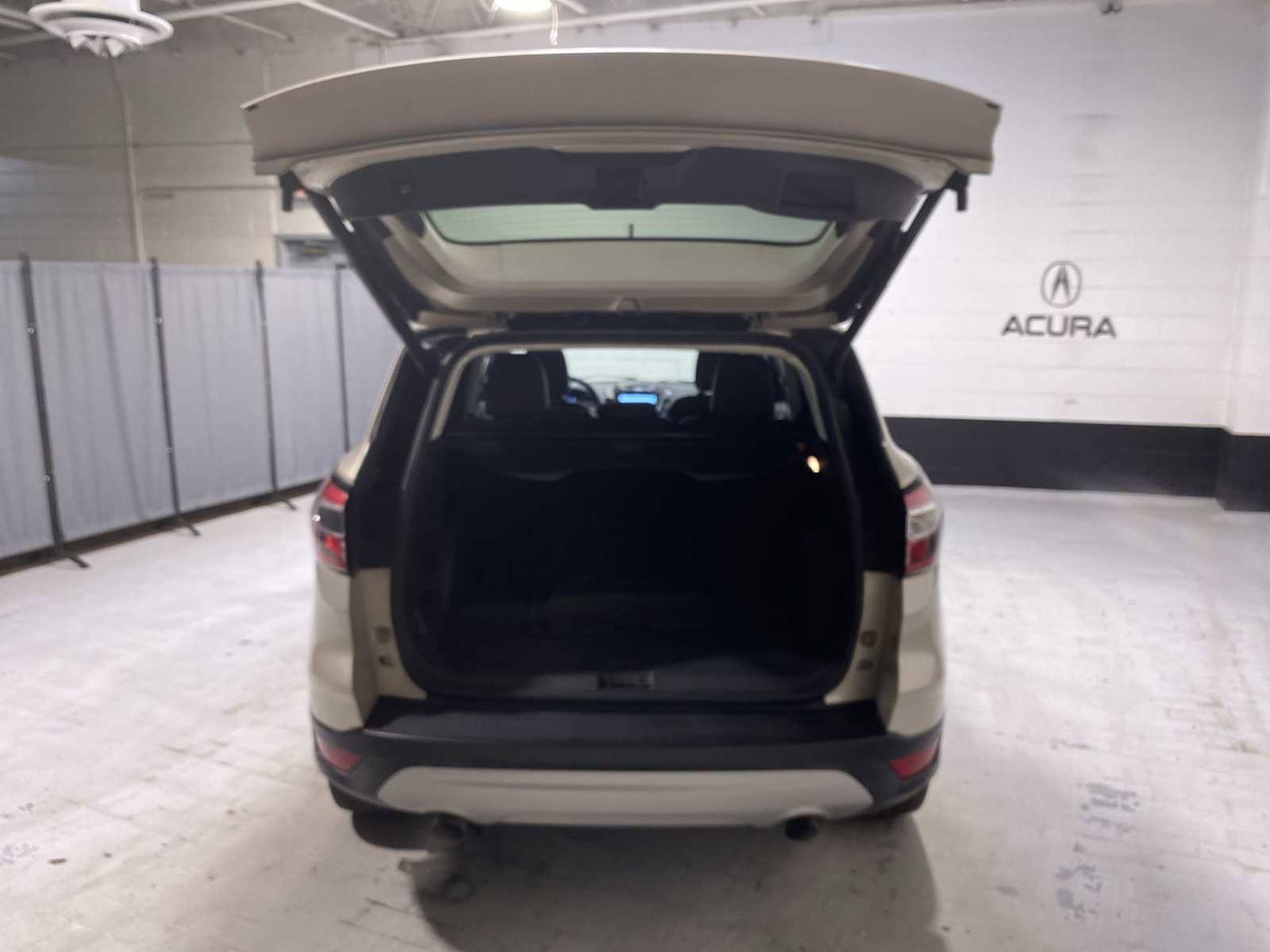 Used 2018 Ford Escape SEL w/ Ford Safe & Smart Package image 19