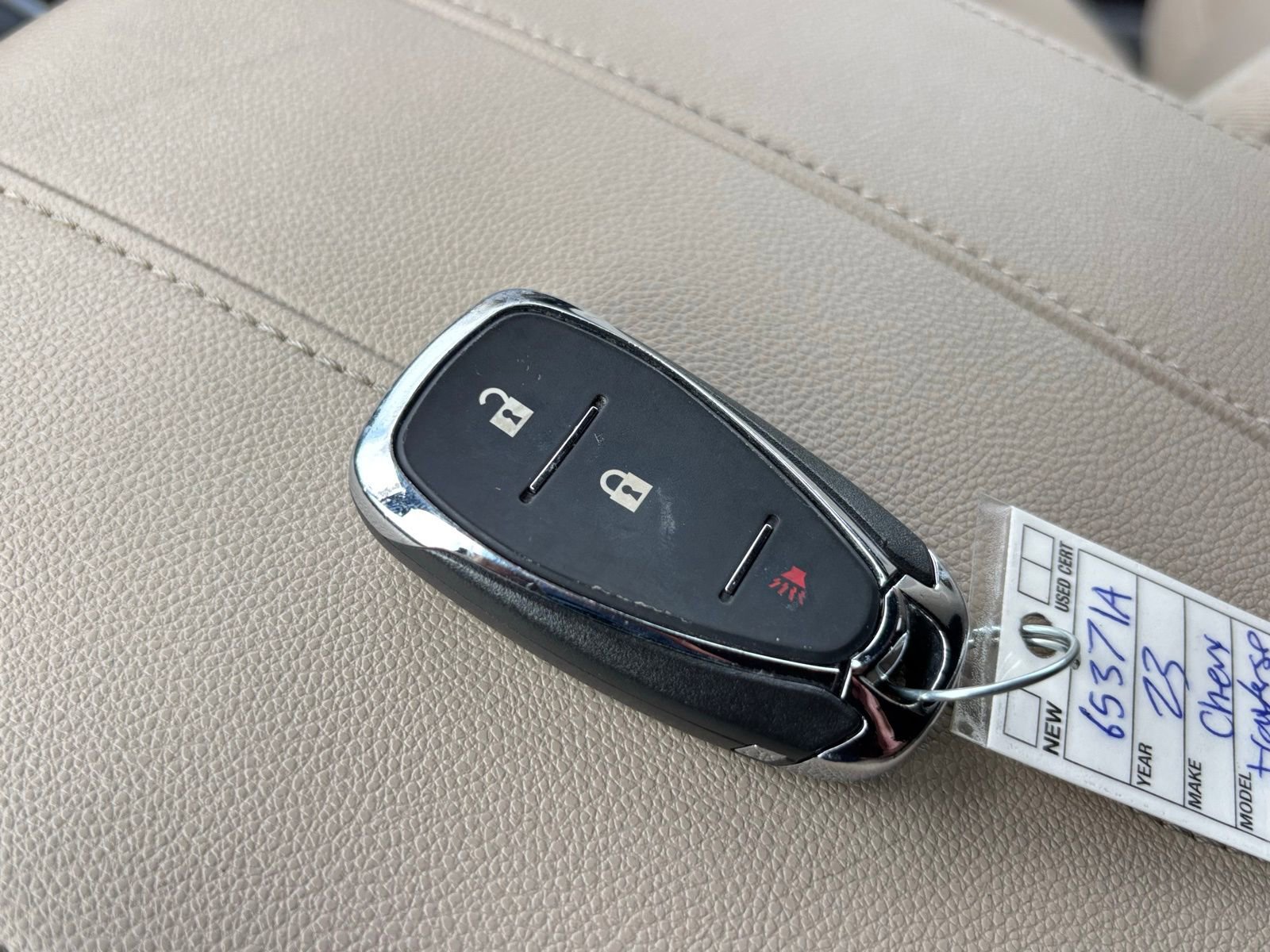 Used 2023 Chevrolet Traverse LS image 27