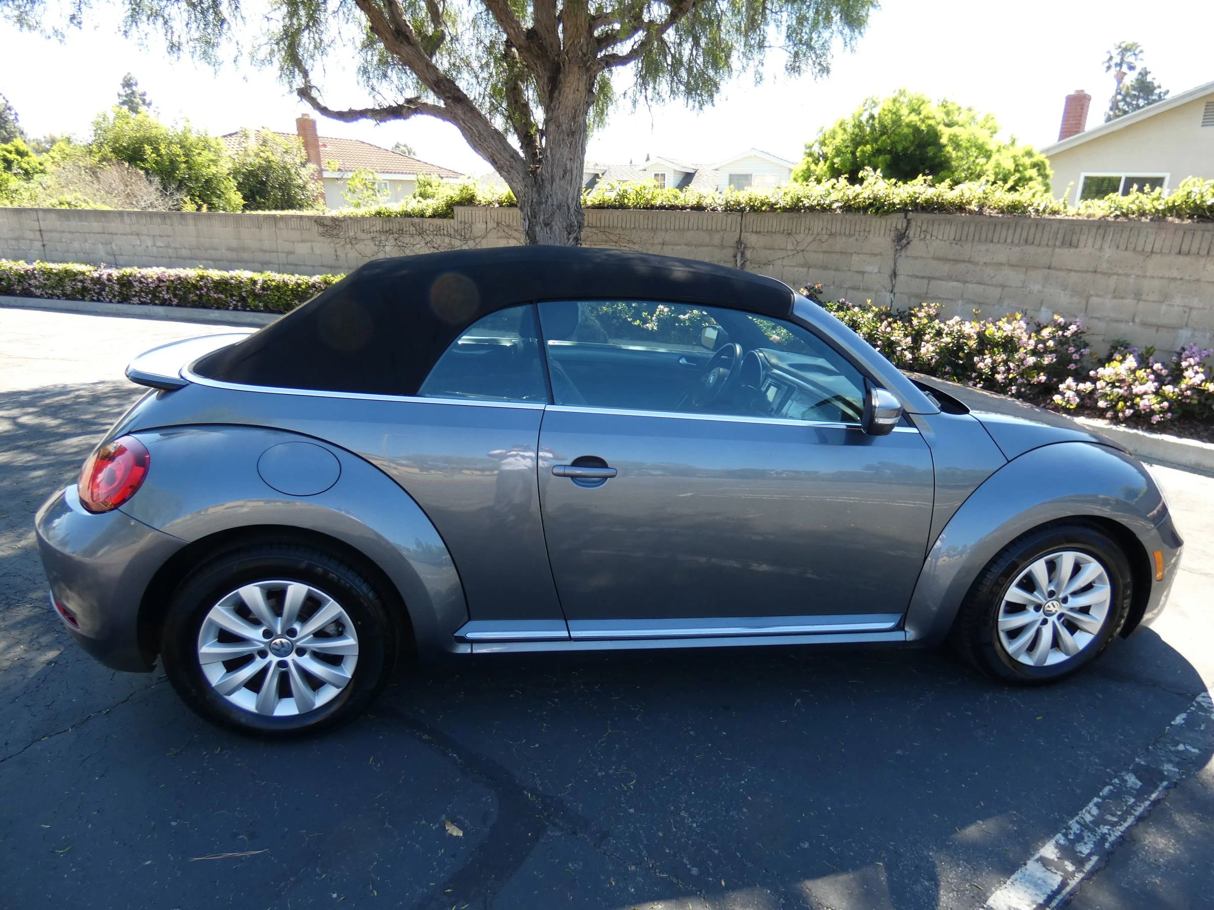 Used 2018 Volkswagen Beetle 2.0T S image 62