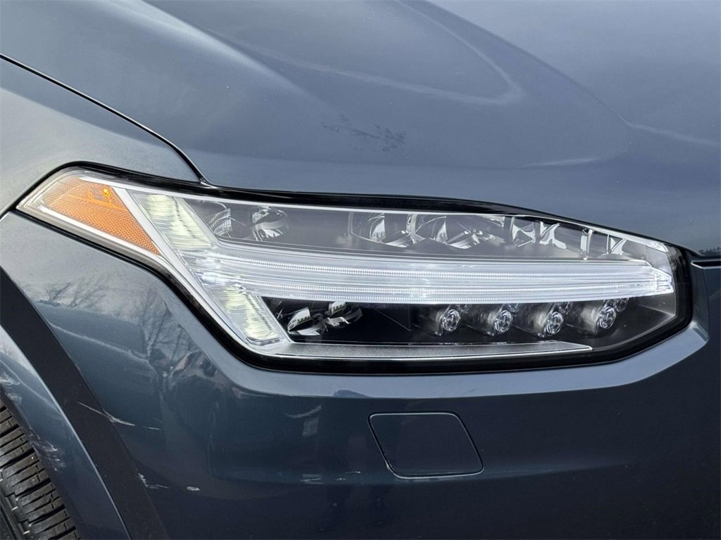 Certified 2024 Volvo XC90 B5 Core w/ Protection Package Premier image 7
