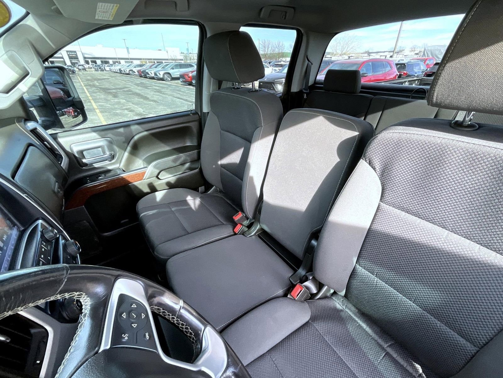 Used 2018 GMC Sierra 2500 SLE image 11